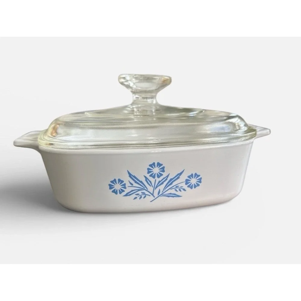 Corning Ware White Blue Cornflower 1 Quart Dish with Pyrex Lid - 1969-1972